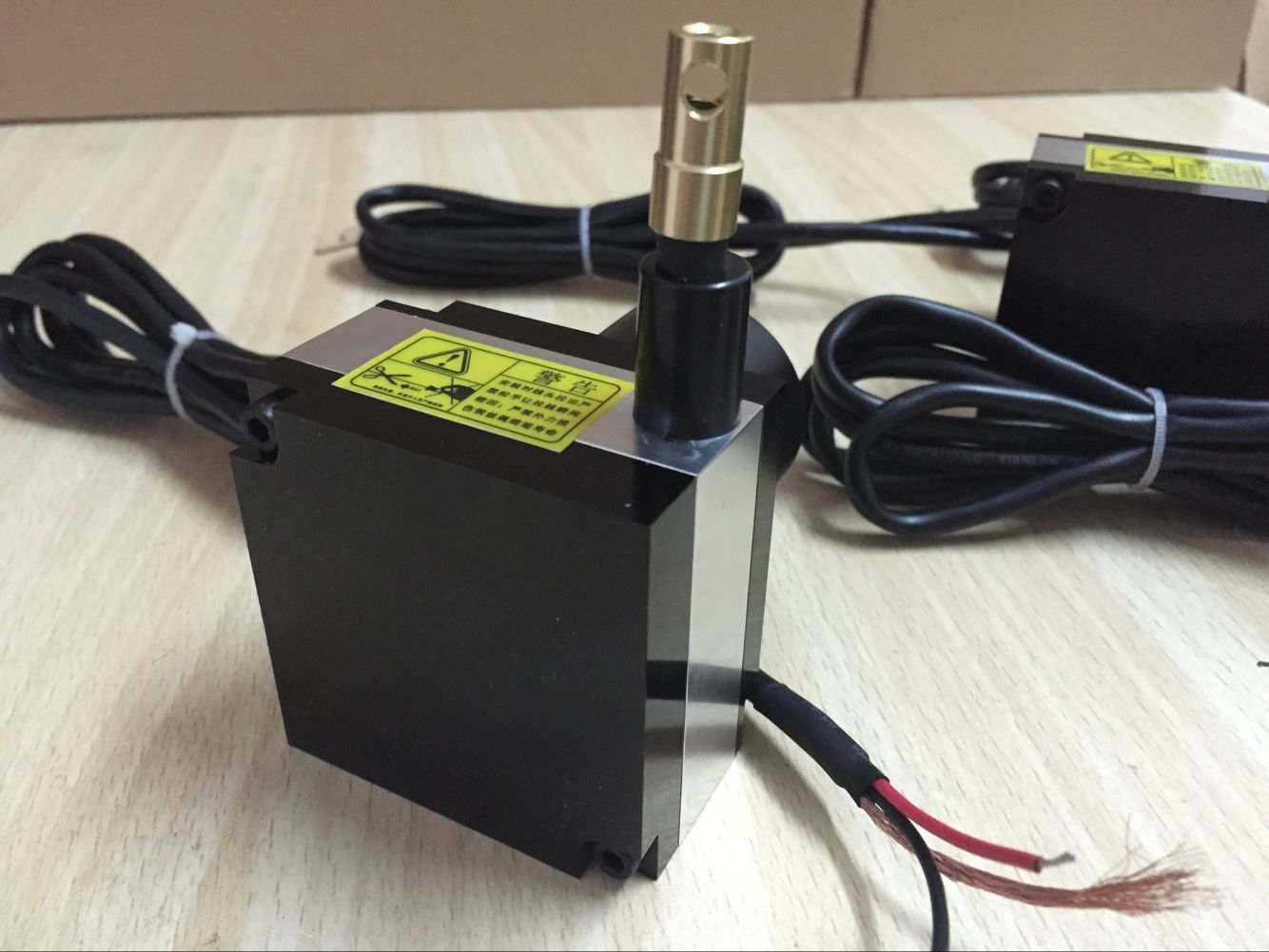 λ�Ƃ��������F���ϵ�̎������